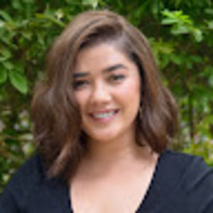 Meet your Posher, Gena